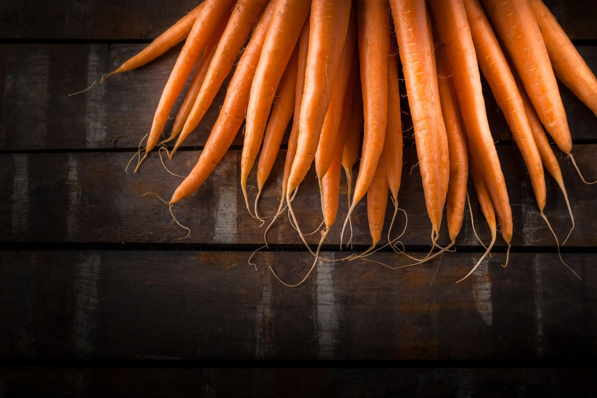 Fresh bright orange organic carrots